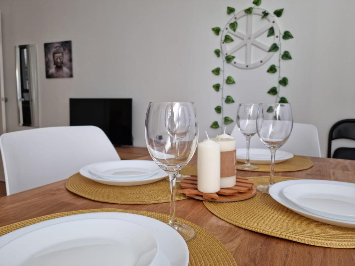 Appartement Acogedor, Con Garaje, Centrico. à Vigo Extérieur photo