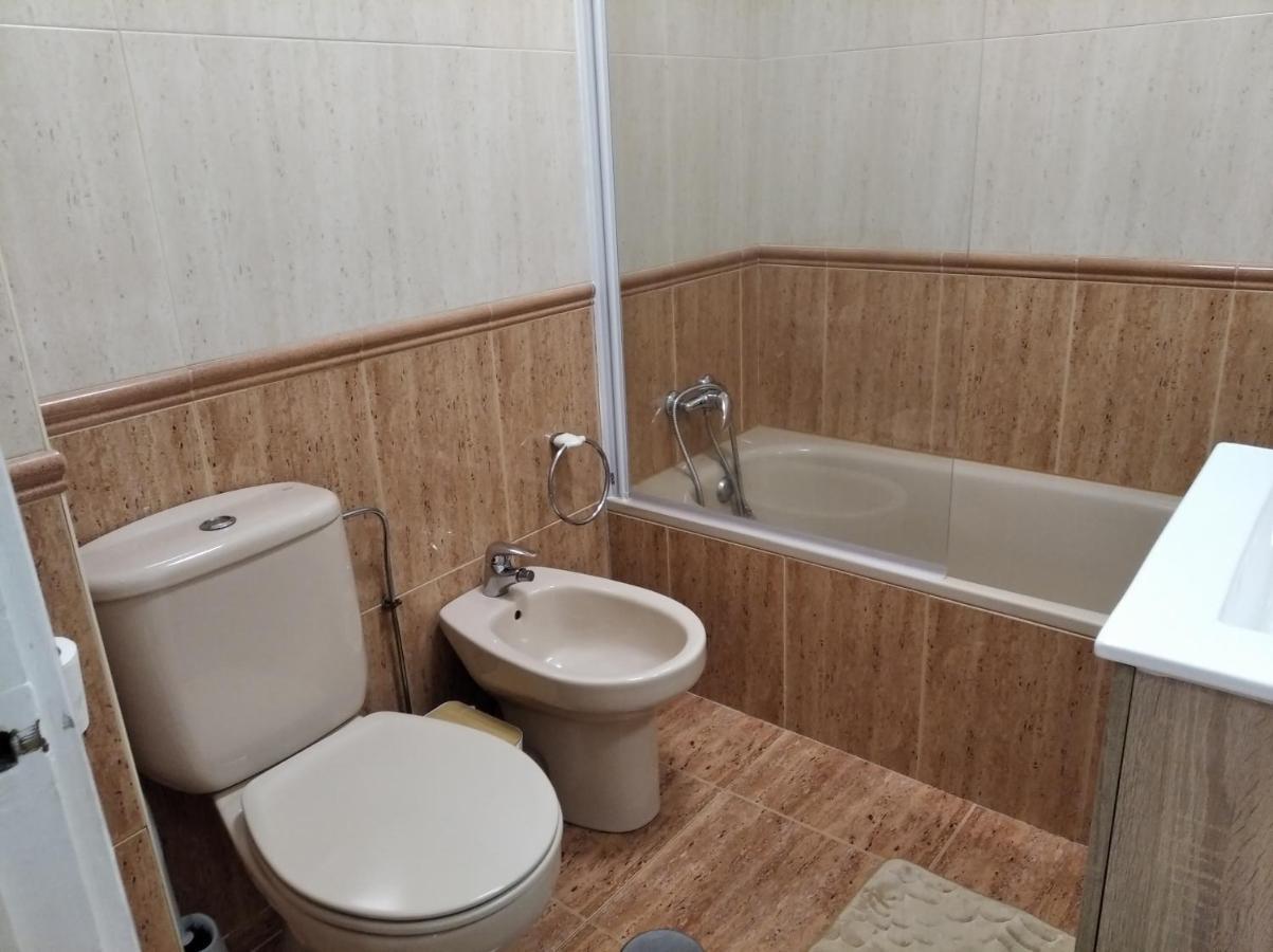 Appartement Acogedor, Con Garaje, Centrico. à Vigo Extérieur photo
